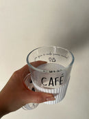 Copo “pra viagem” vidro – café, já que é cedo para vinho